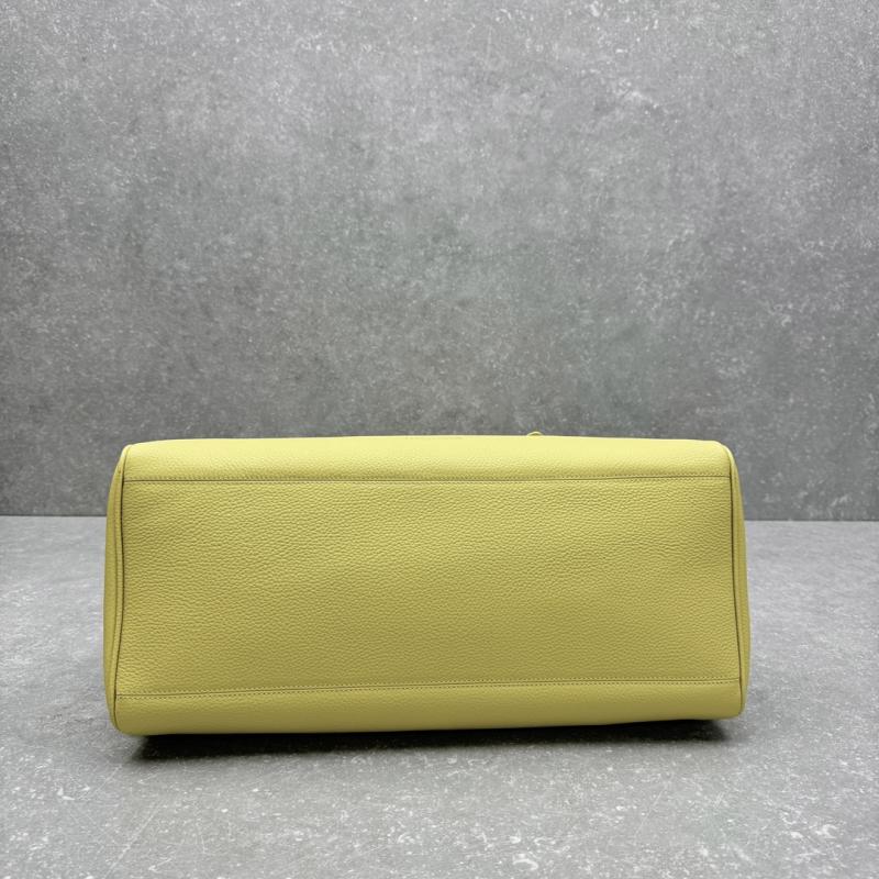Jacquemus The Large Turismo Grained Leather Bag Yellow J2130