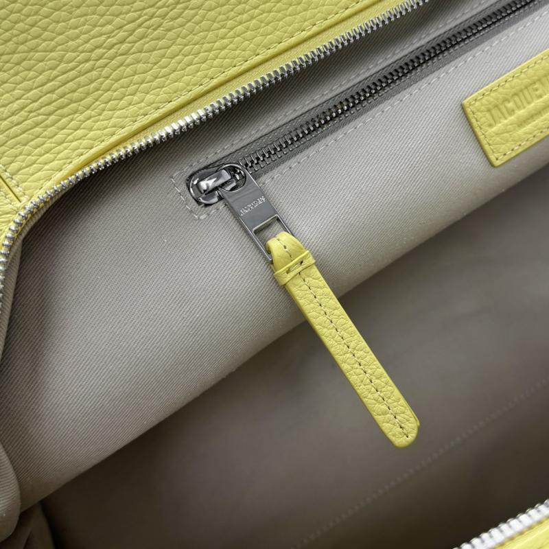 Jacquemus The Large Turismo Grained Leather Bag Yellow J2130