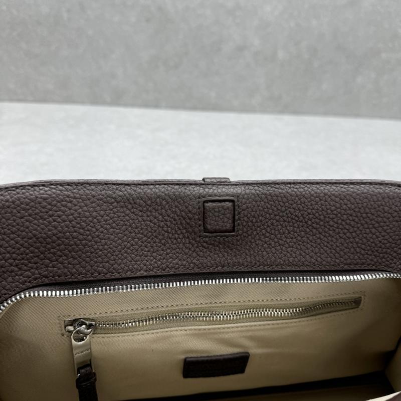 Jacquemus The Medium Turismo Grained Leather Bag Brown J2130
