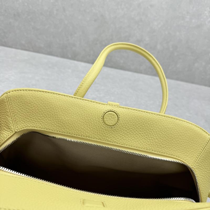 Jacquemus The Medium Turismo Grained Leather Bag Yellow J2130