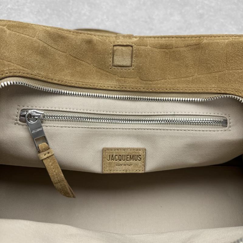 Jacquemus The Medium Turismo Suede Bag Camel J2130