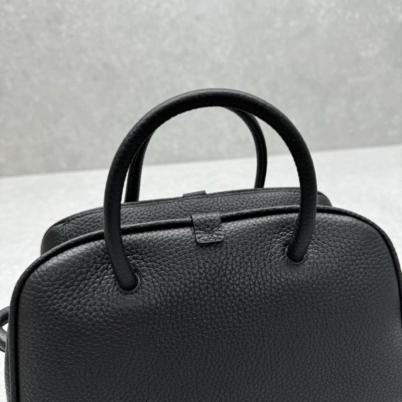 Jacquemus The Small Turismo Grained Leather Bag Black J2130