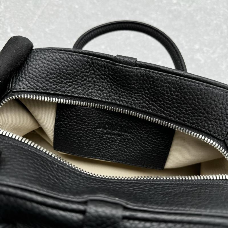 Jacquemus The Small Turismo Grained Leather Bag Black J2130
