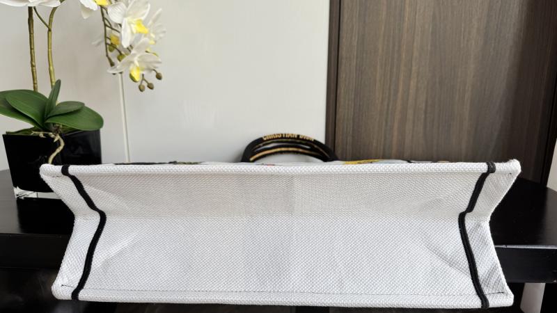 Large Dior Book Tote Yellow M1286