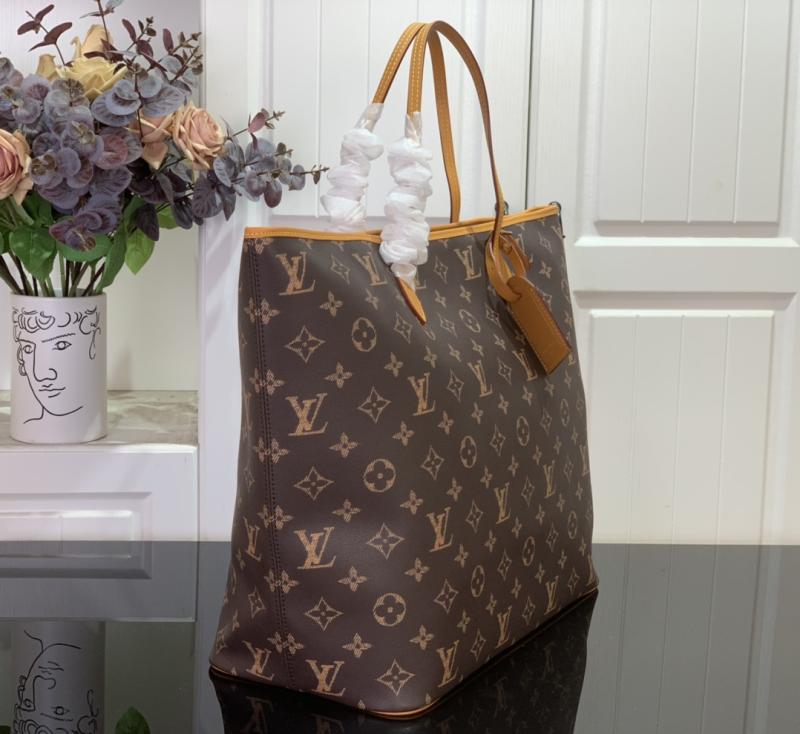 Louis Vuitton Leather Nevereverfull M14023
