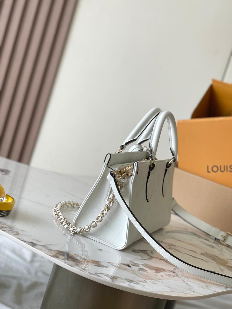 Louis Vuitton OnTheGo East West White M11274