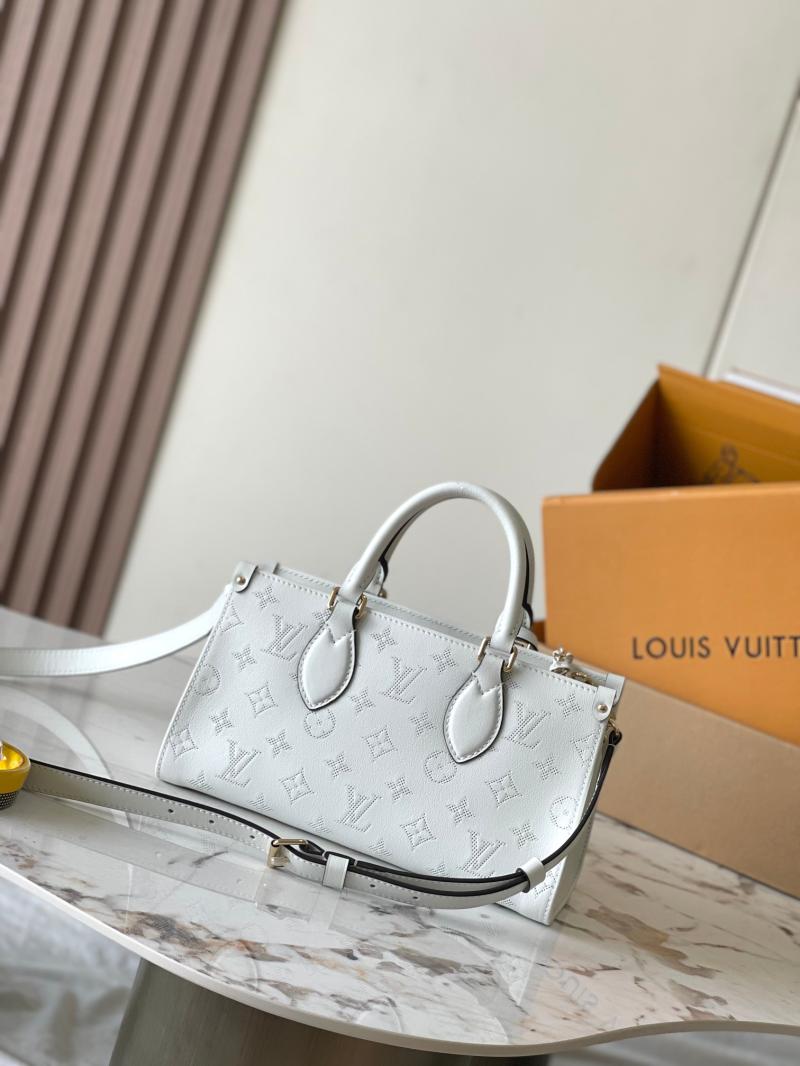 Louis Vuitton OnTheGo East West White M11274