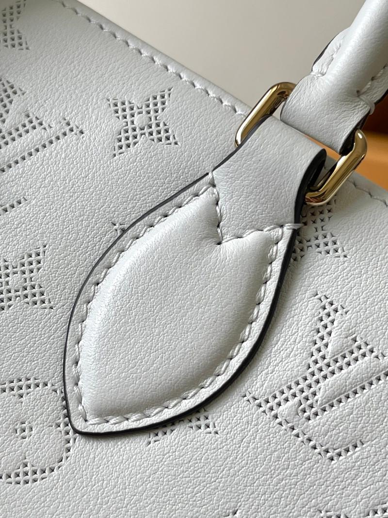 Louis Vuitton OnTheGo East West White M11274