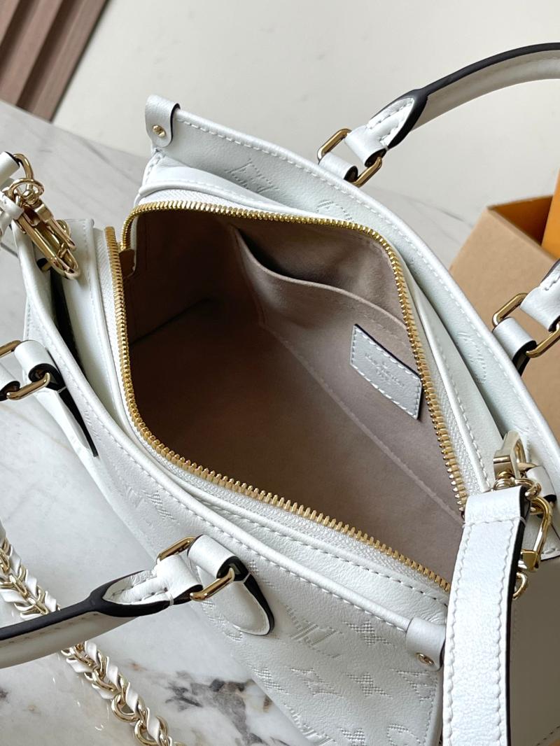 Louis Vuitton OnTheGo East West White M11274