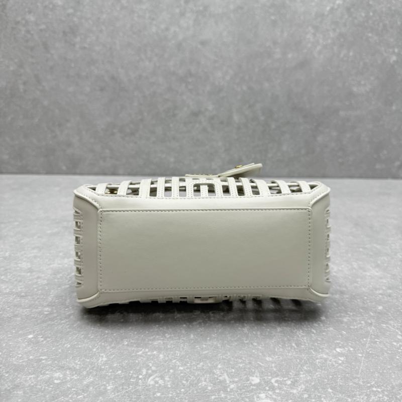 Miu Miu Leather basket White 5BA294