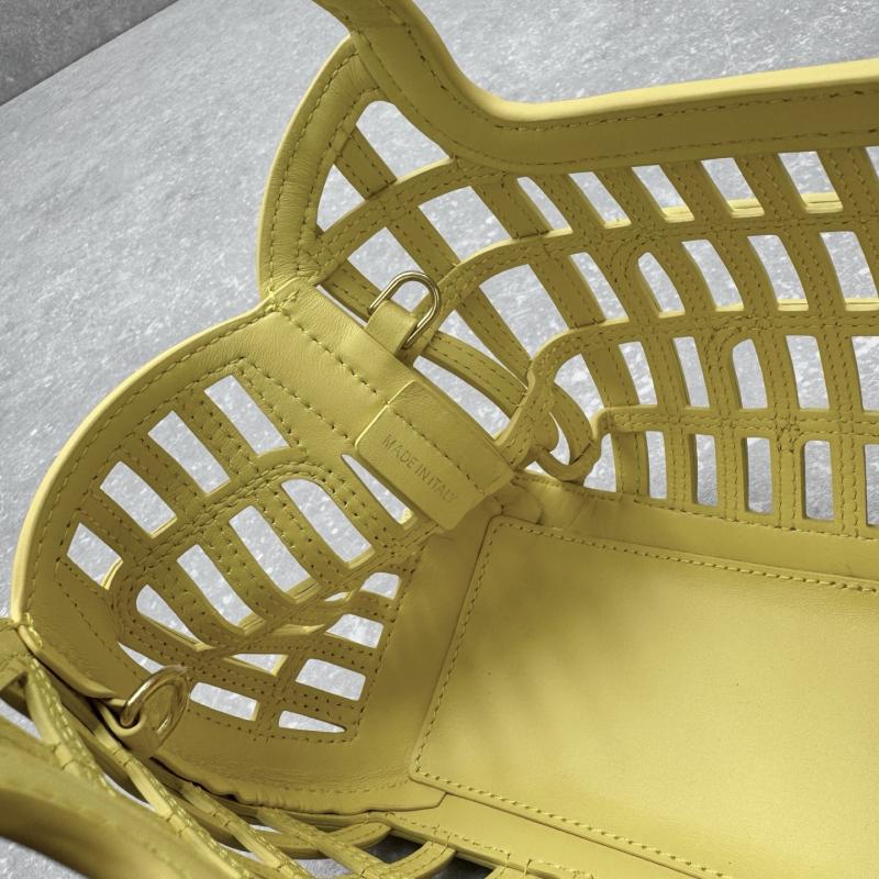 Miu Miu Leather basket Yellow 5BA294