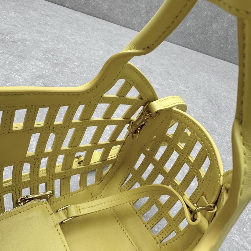 Miu Miu Leather basket Yellow 5BA294
