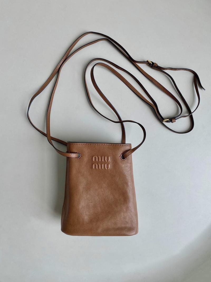 Miu Miu Nappa leather pouch Oak 5NF460