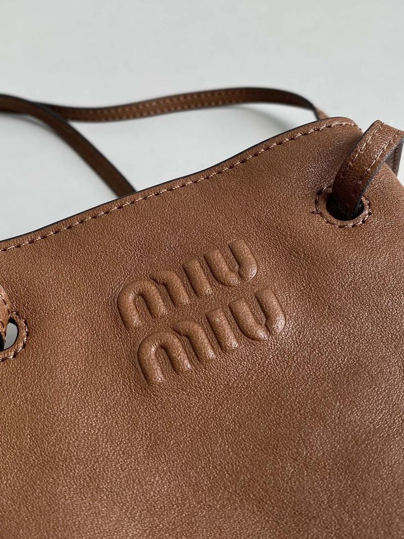 Miu Miu Nappa leather pouch Oak 5NF460
