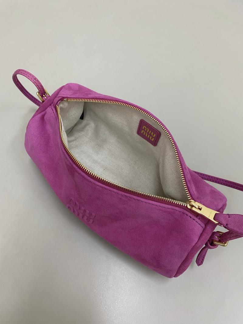 Miu Miu Suede pouch Fuchsia 5NE851