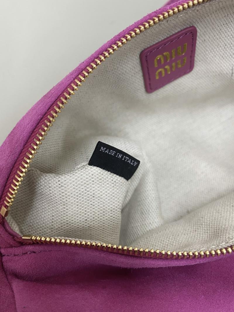 Miu Miu Suede pouch Fuchsia 5NE851
