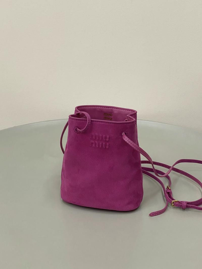 Miu Miu Suede pouch Fuchsia 5NF460