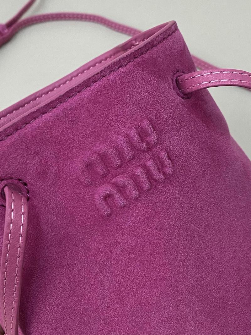Miu Miu Suede pouch Fuchsia 5NF460