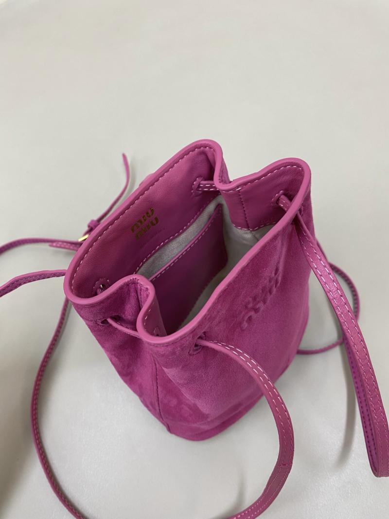 Miu Miu Suede pouch Fuchsia 5NF460