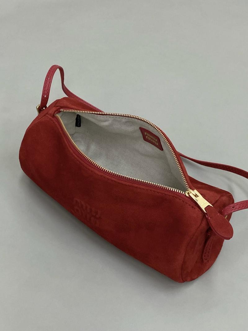 Miu Miu Suede pouch Red 5NE851