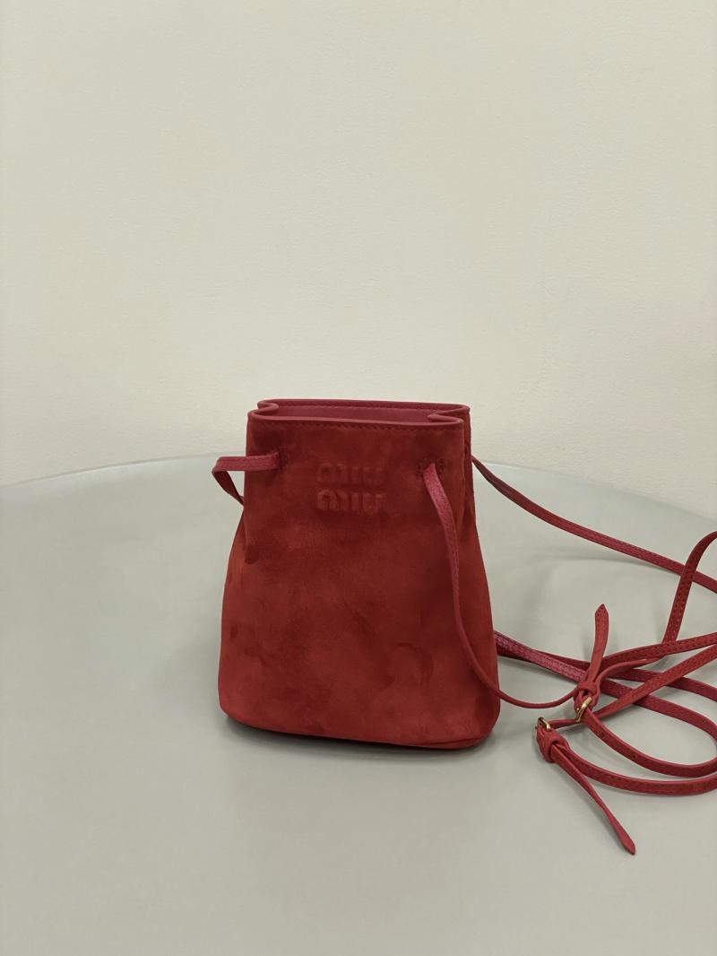 Miu Miu Suede pouch Red 5NF460