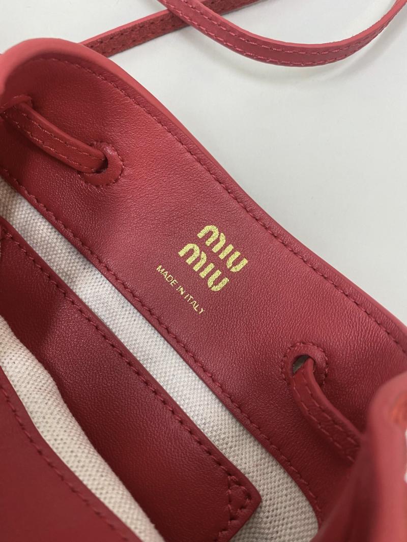 Miu Miu Suede pouch Red 5NF460