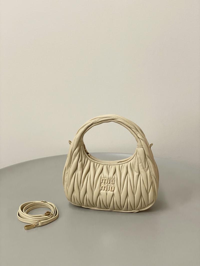 Miu Miu Wander Hobo Bag Beige 5BC125