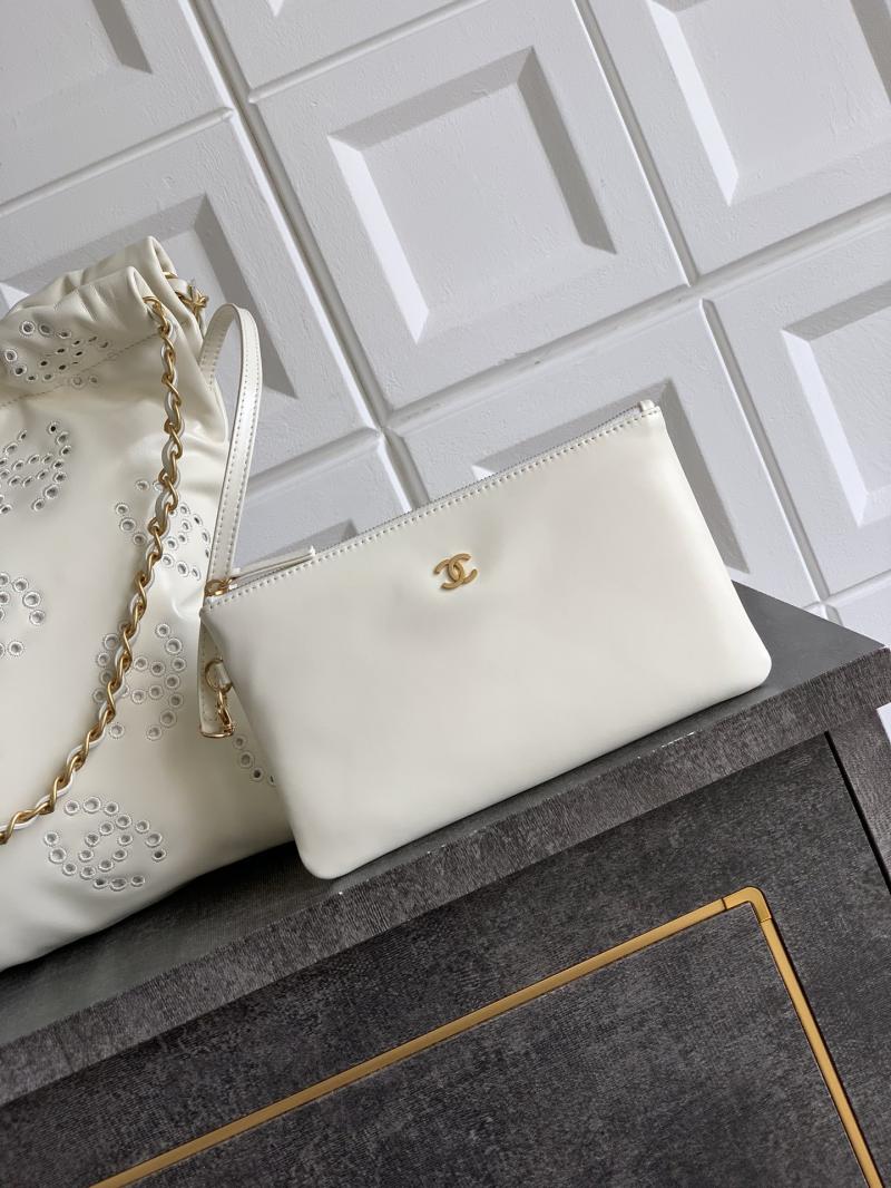 Small Chanel 22 Handbag Cream AS3260