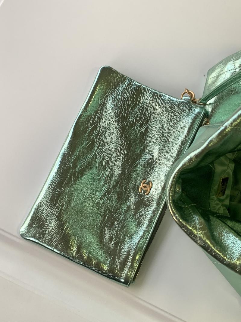 Small Chanel 22 Handbag Green AS3260