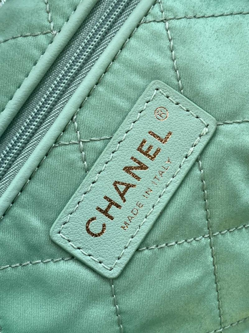 Small Chanel 22 Handbag Green AS3260
