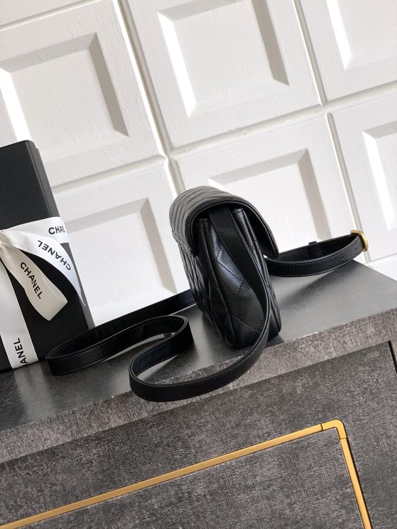 Small Chanel Lambskin Crossbody Bag Black AP4677