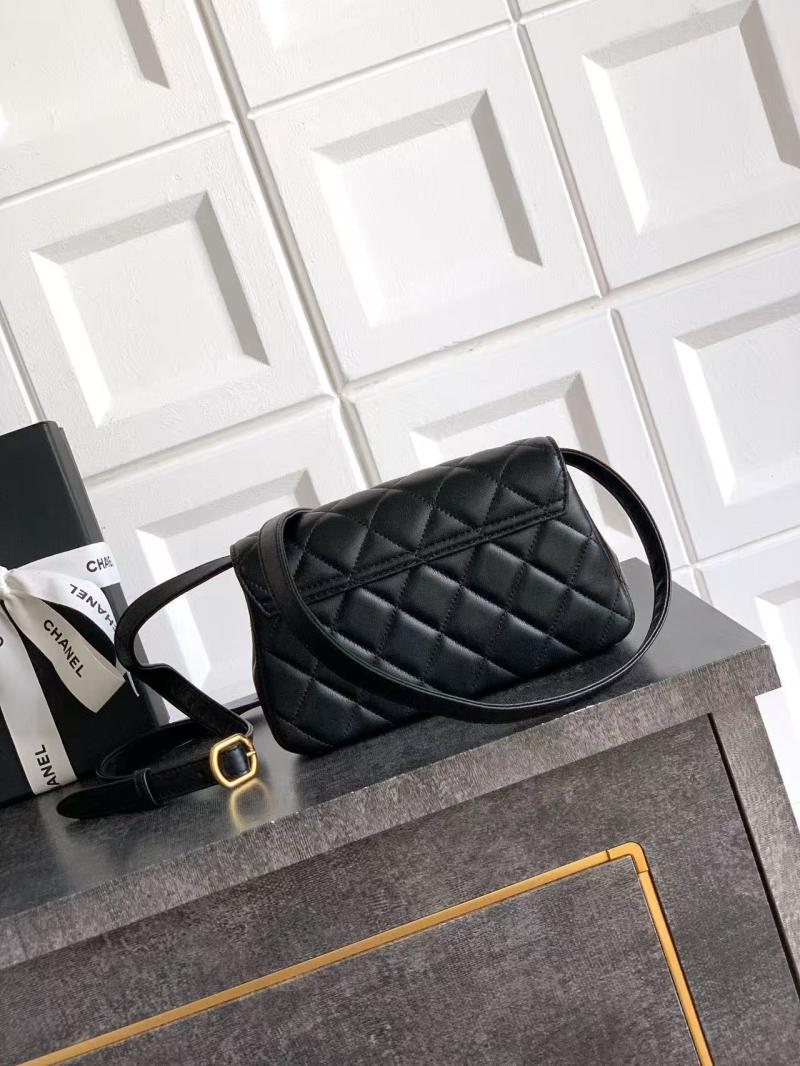 Small Chanel Lambskin Crossbody Bag Black AP4677