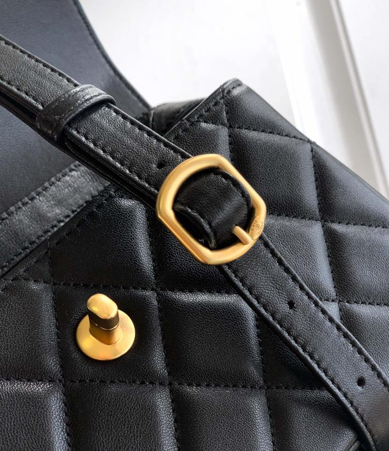 Small Chanel Lambskin Crossbody Bag Black AP4677