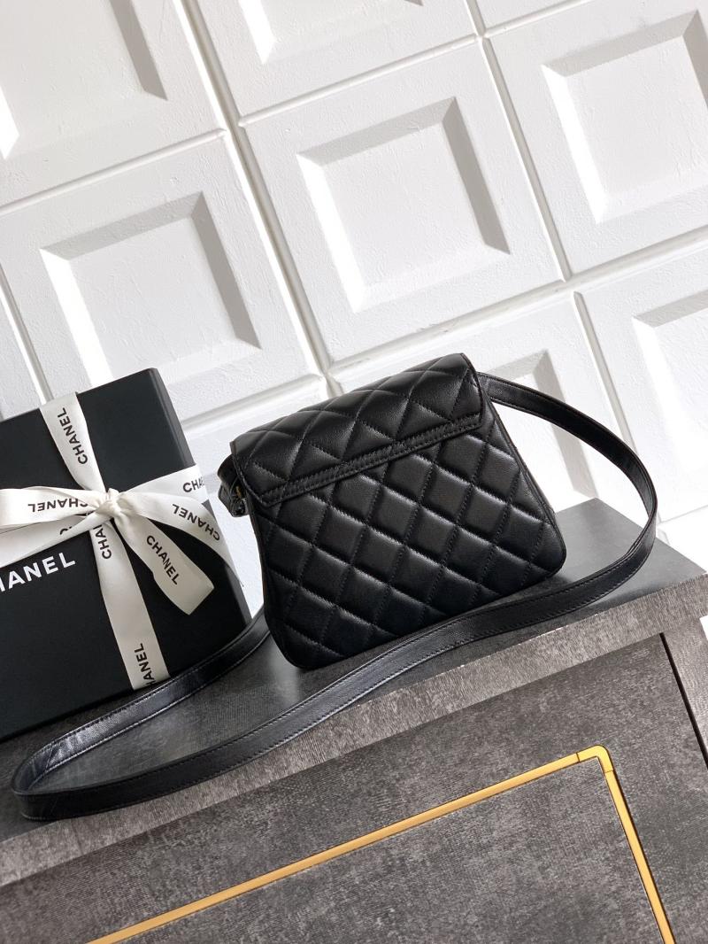 Small Chanel Lambskin Crossbody Bag Black AP4679
