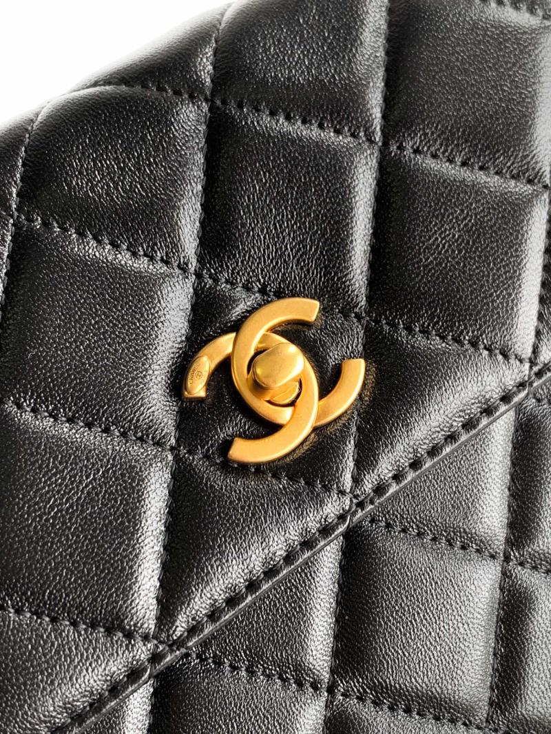 Small Chanel Lambskin Crossbody Bag Black AP4679