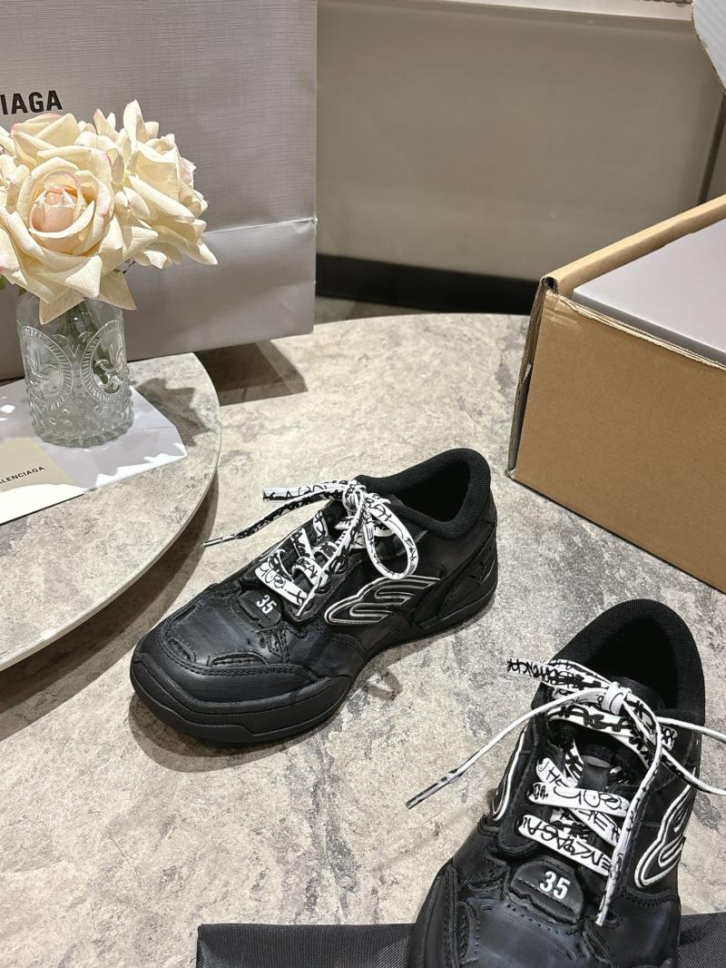 Balenciaga Unisex Sneakers SBS80803