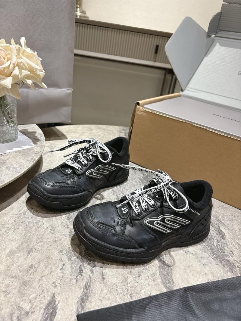 Balenciaga Unisex Sneakers SBS80803