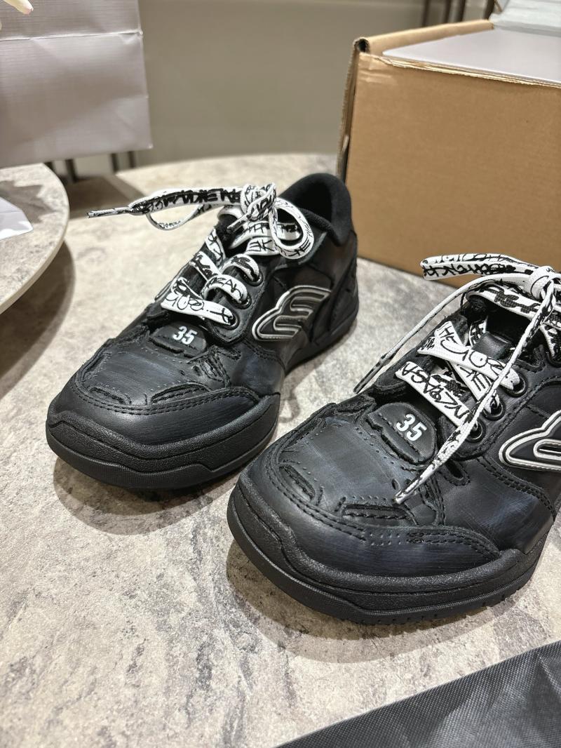 Balenciaga Unisex Sneakers SBS80803