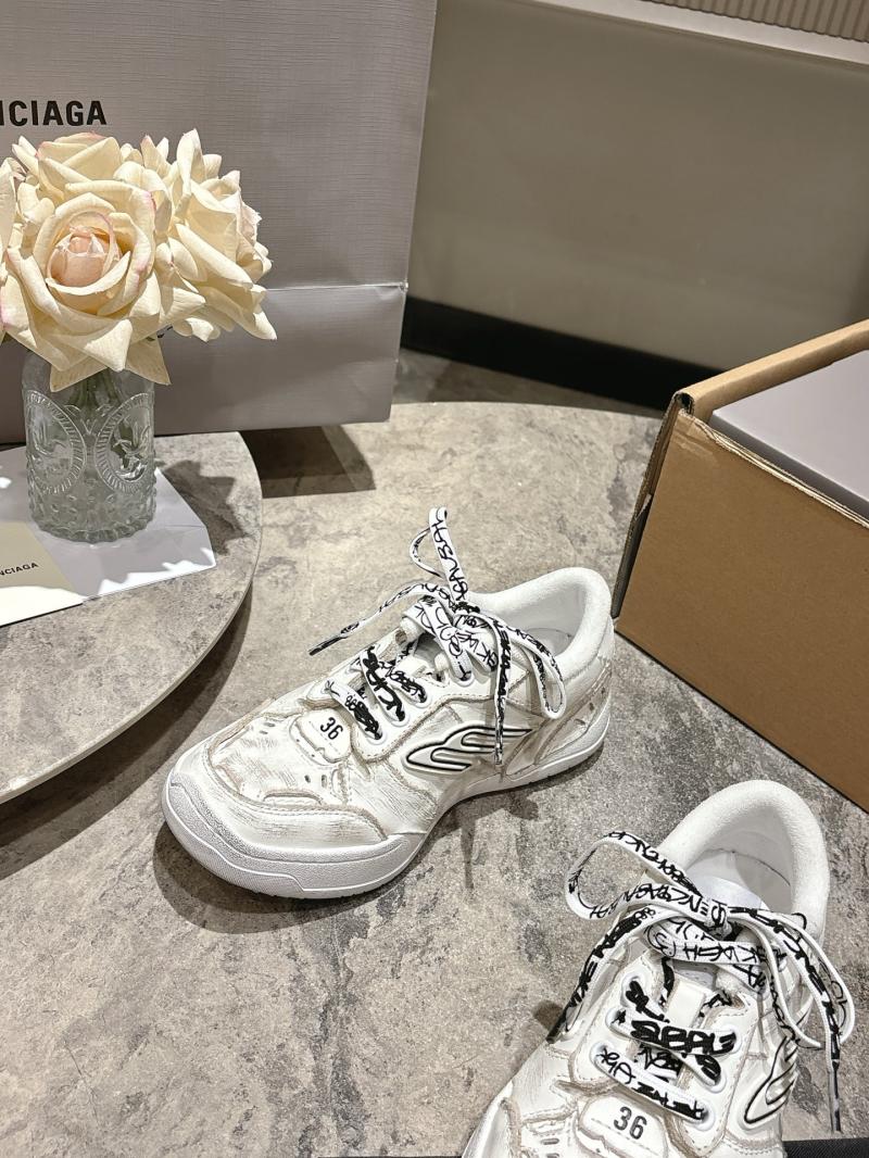 Balenciaga Unisex Sneakers SBS80804