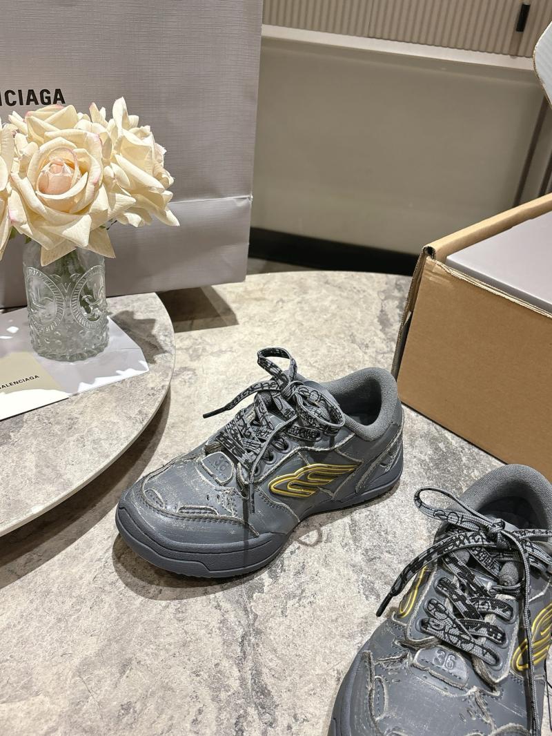 Balenciaga Unisex Sneakers SBS80806