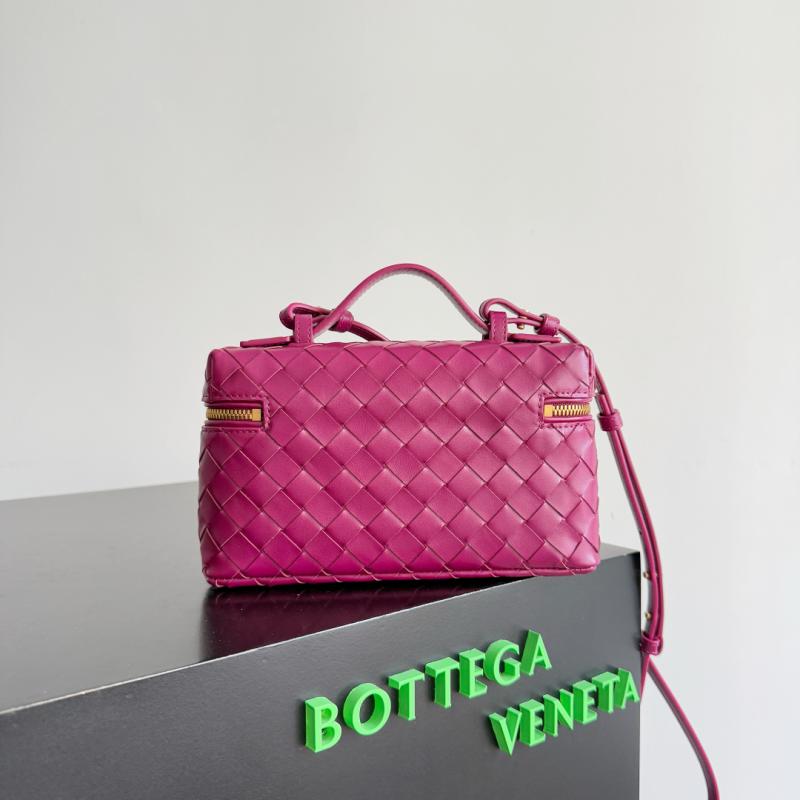 Bottega Veneta Bang Bang Vanity Case Cinnabar B789109
