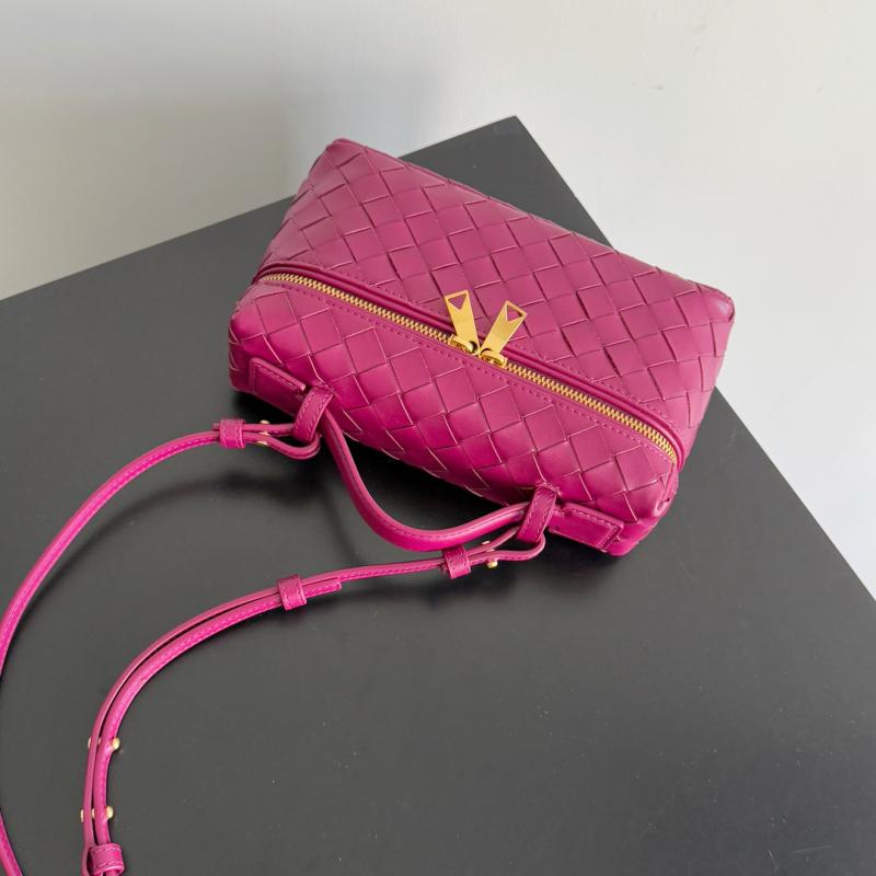 Bottega Veneta Bang Bang Vanity Case Cinnabar B789109