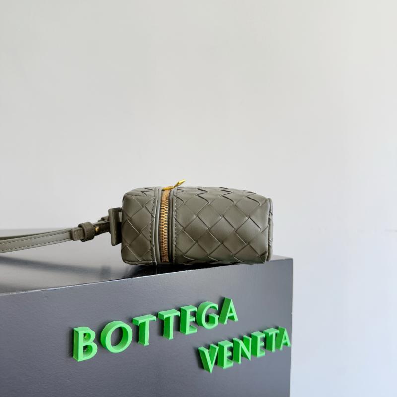 Bottega Veneta Bang Bang Vanity Case Cypress B789109