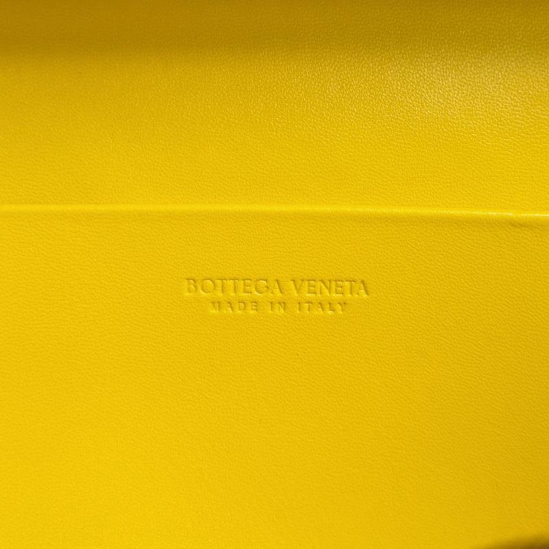 Bottega Veneta Bang Bang Vanity Case Sulfur B789109