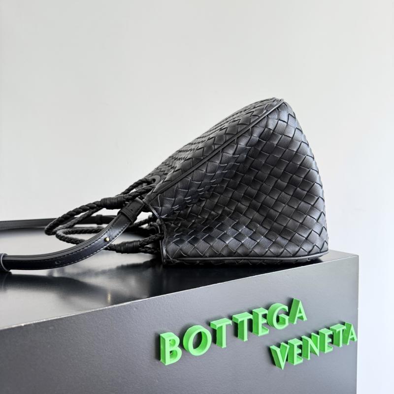 Bottega Veneta Basket Black 836261