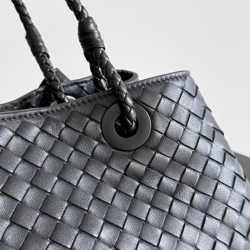 Bottega Veneta Basket Black 836261