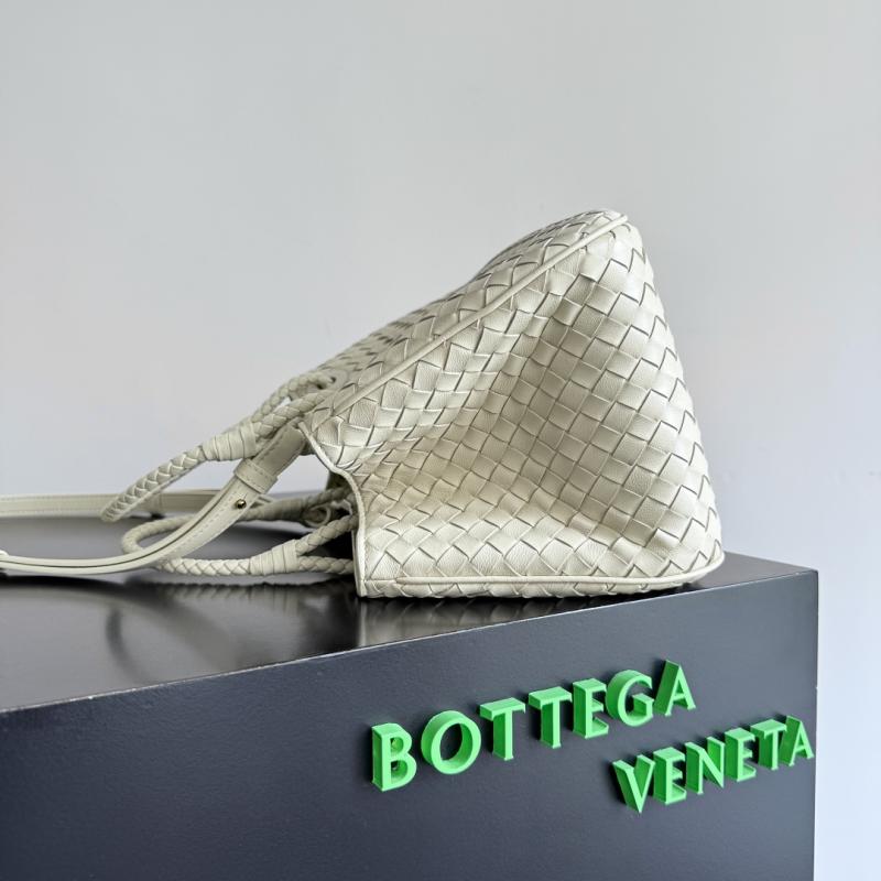 Bottega Veneta Basket Sea salt 836261