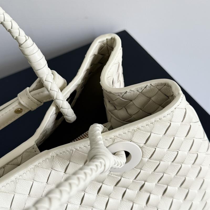 Bottega Veneta Basket Sea salt 836261