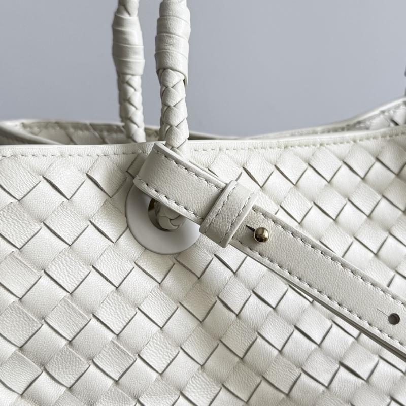 Bottega Veneta Basket Sea salt 836261