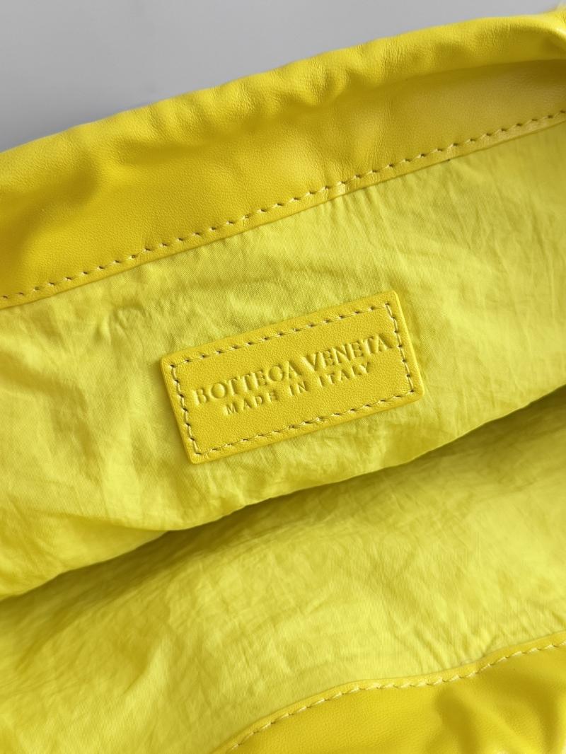 Bottega Veneta Medium Dustbag Sulfur 796728